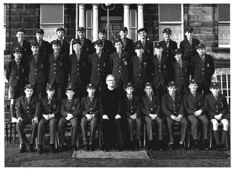 Class Photo 4th Year 1966.gif - 4th Year 1966. Kevin Pia front 1st left and Norman Kelly is in the back row 3rd left